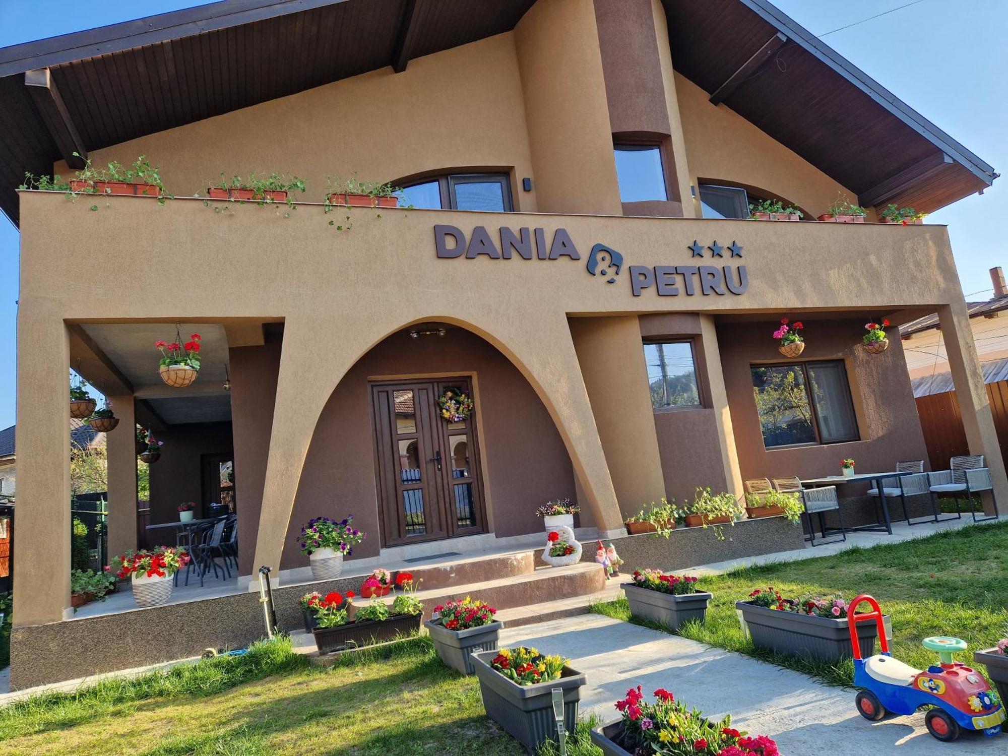 Dania&Petru Residence Tîrgu Ocna 외부 사진